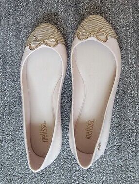 ​MELISSA Sweet Love III Beige Gold Bow Jelly Ballet Flats Size 5